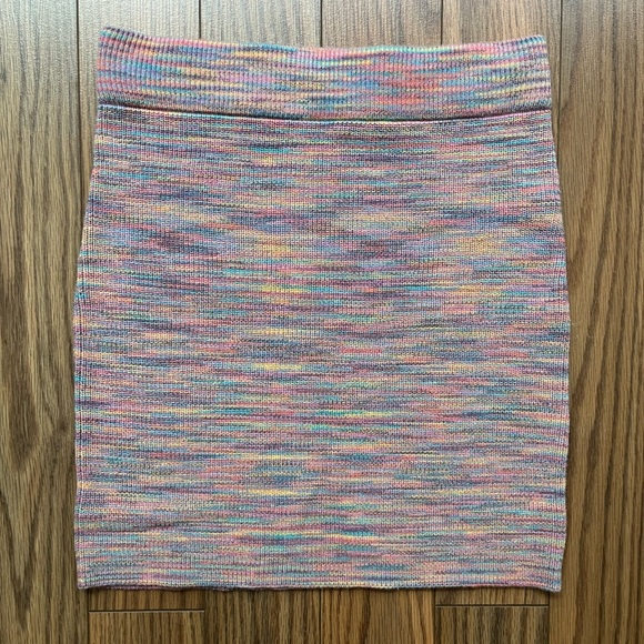 FOREVER 21 stretch knit mini skirt size M - Picture 6 of 11